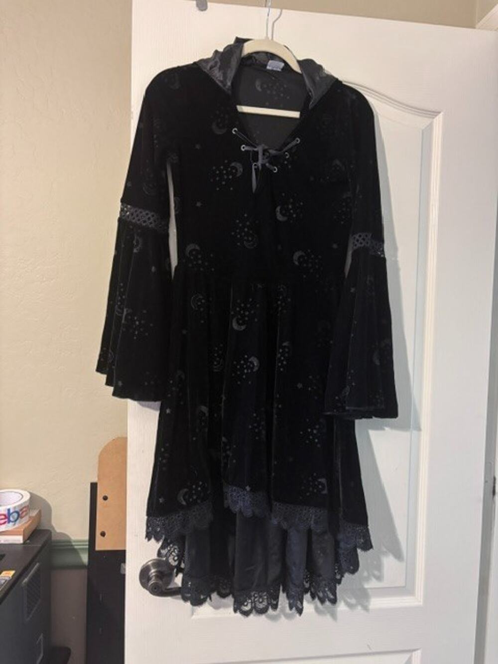 Women's Spirit Black Hooded Witch Dress Halloween Costume, SZ S